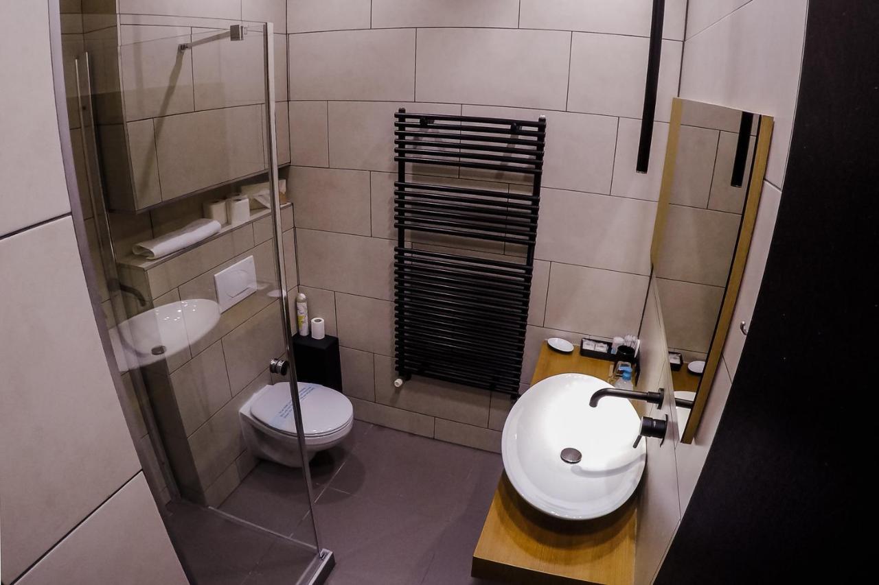 Sóház Panzió és Apartmanház Szolnok Exterior foto